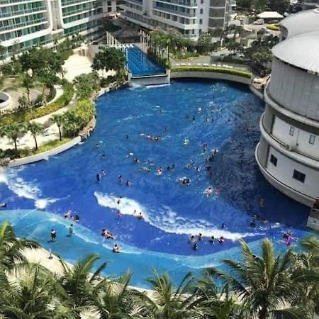 Manila Urban Resort At Azure Zewnętrze zdjęcie